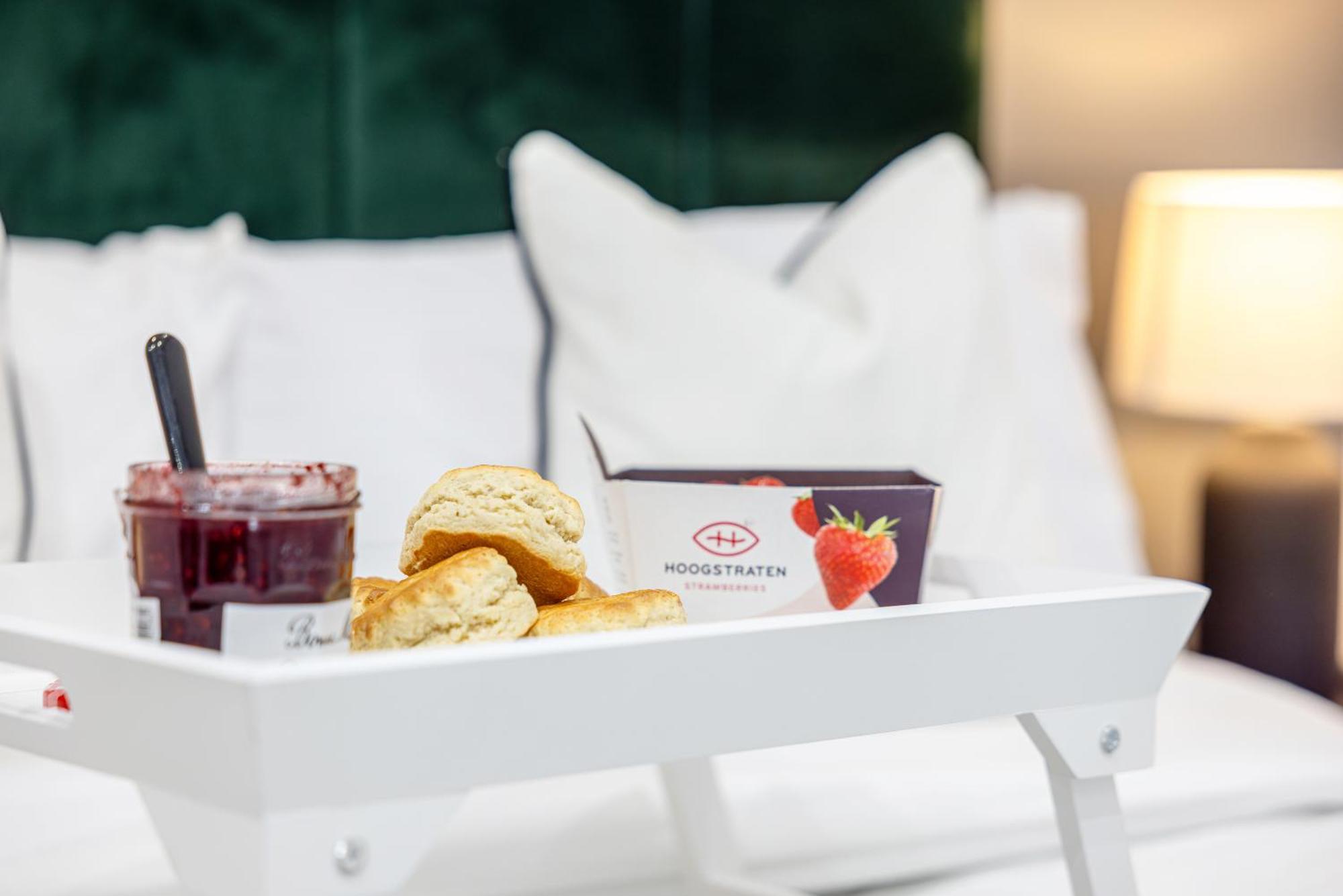 Rnm - Upgraded Business Stay For Travelling Contractors, All Amenities, Private Access Entire Place, Kitchen & Washroom, Smart Tv, Easy Access, Parking Nearby Cradley Heath Dış mekan fotoğraf